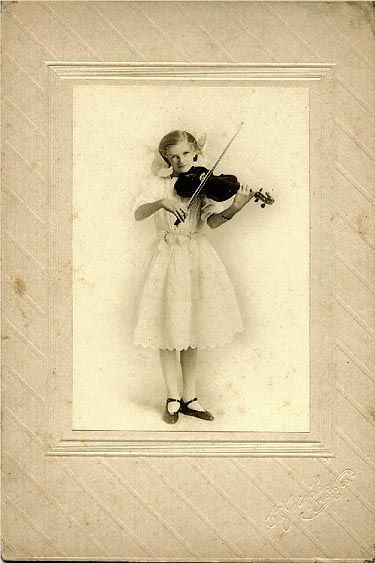 Miriam Dillon