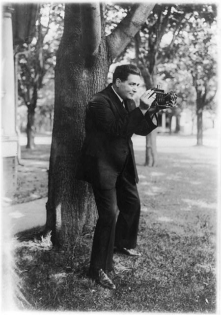 Renato Zanelle, baritone of the Metropolitan Opera,...