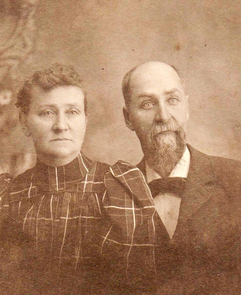 W.T. Dainner & Wife, Britt Iowa