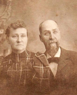W.T. Dainner & Wife, Britt Iowa