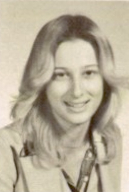 Donna M Yarusinsky