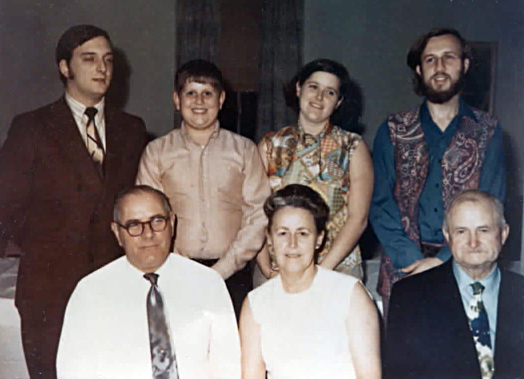 Marjorie Hope Lindon (center front) with her father, William Nelson (right front), Son in law Richard Fontaine (left back row) and 3 children, Sanford, Dorothy and Jack Nelson, c. 1969.