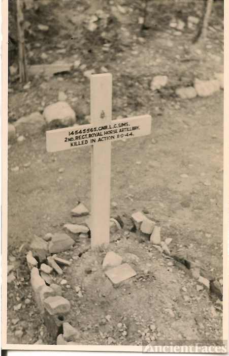 Leslie George Sims gravesite