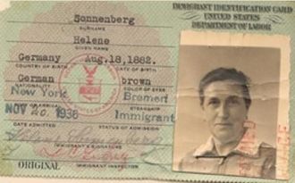 Helene Sonnenberg immigration card