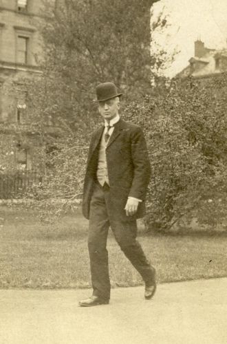 Edward Harrison Bell, 1900
