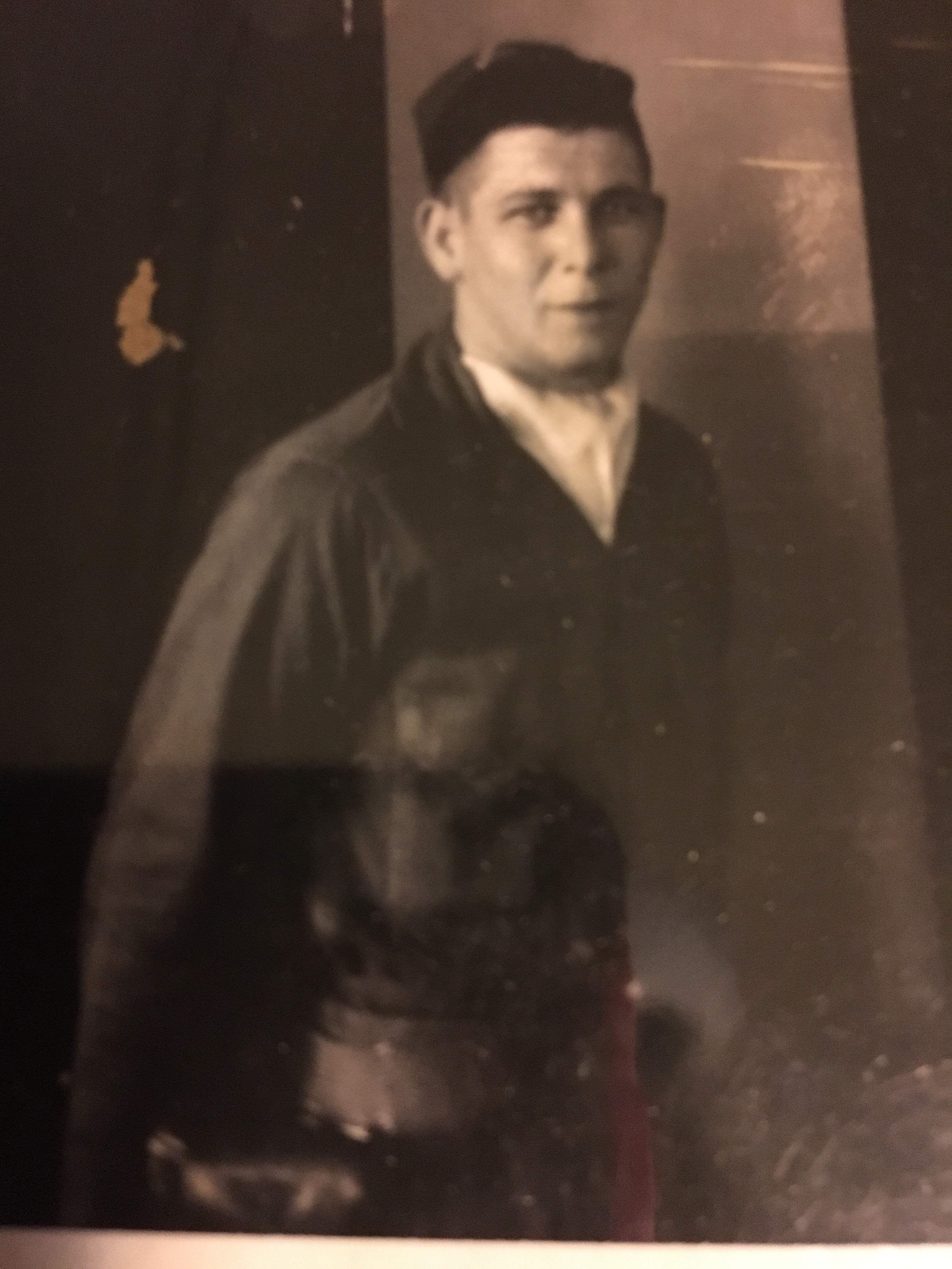 Gary L Bradshaw