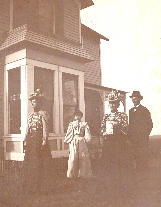 Edith Carpenter,Rosa Ache & George Rayfield