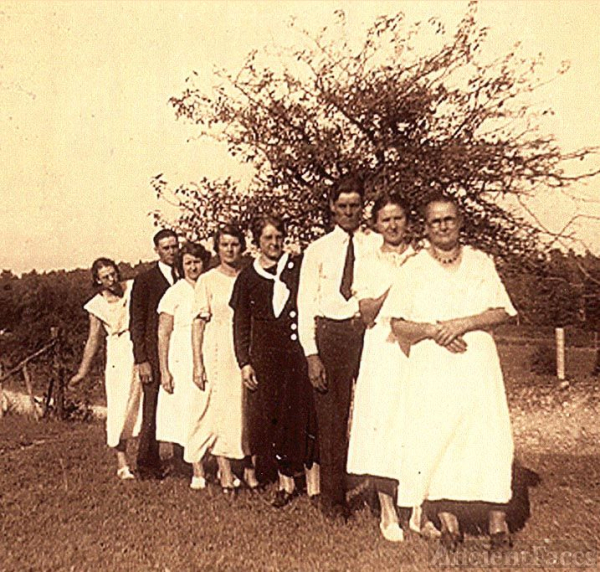 Laura Walton Conner & Children