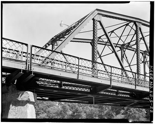 22. NORTH END OF TRUSS LOOKING EAST-SOUTHEAST -...