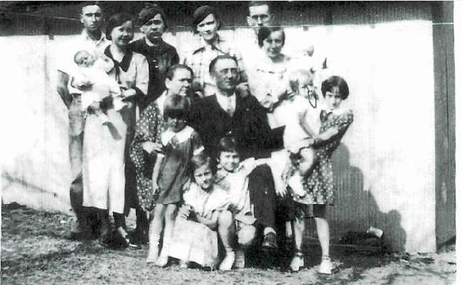 James and Lydia Bloss Family