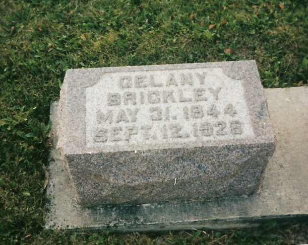 Gelana Milligan gravestone
