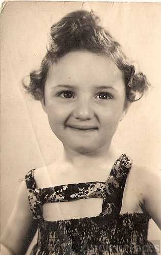 Christina Anholt 1942