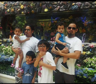 Toeum family