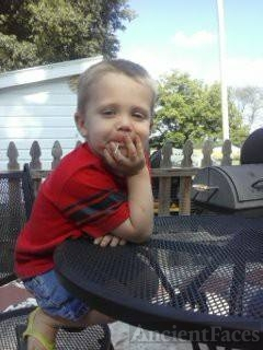 Evan Drake Howe