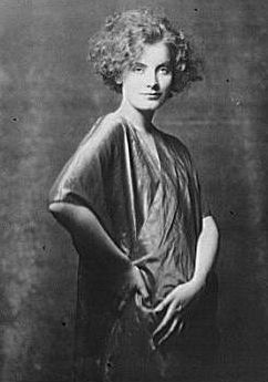 Portrait photograph of Greta Garbo