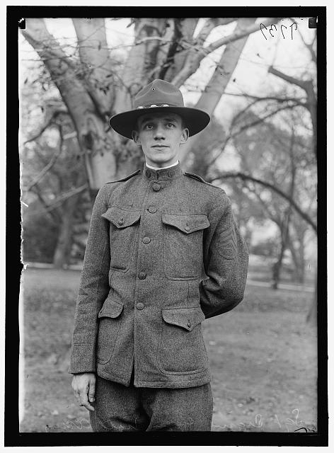 UNIFORMS: SERGEANT, SIGNAL CORPS, ARMY
