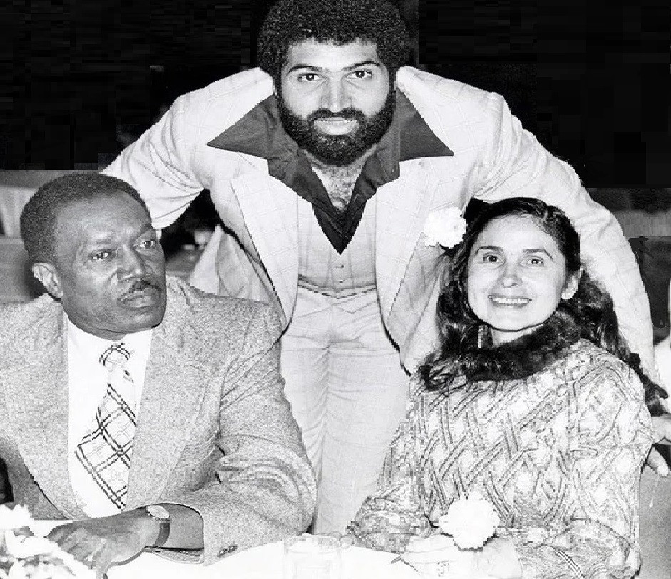 Franco Harris with his Father and Mother.