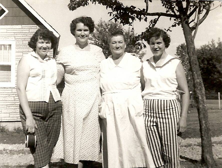Ruth, Mae Bessie and Lousie