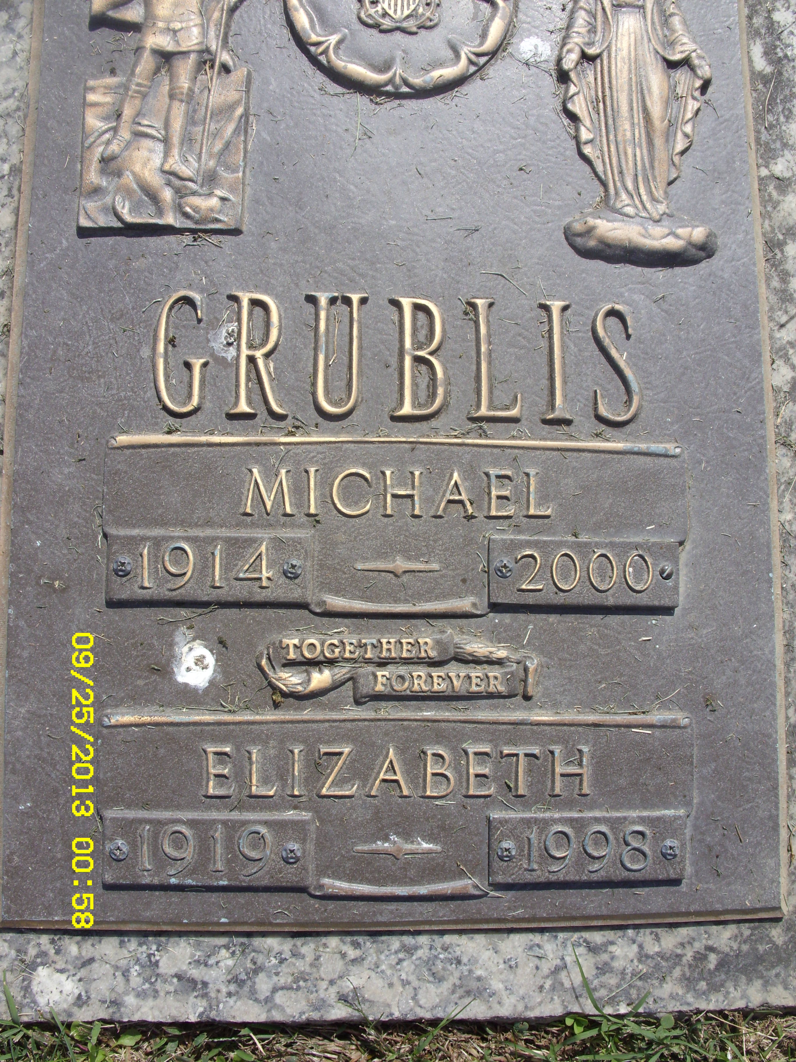 Elizabeth and Michael Grublis gravesite