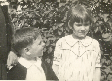 Lorraine and Sonny Lucas abt 1932