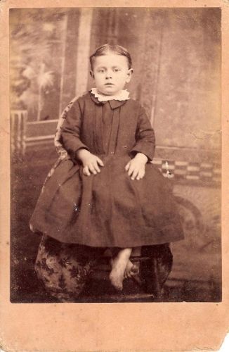 Unknown White Child, 3