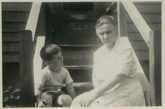 Willaim Gallagher & Dorothea Heidke, 1945