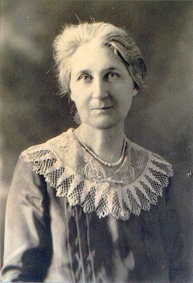 Mary Sue Cassada (Mrs. John William  Farmer)