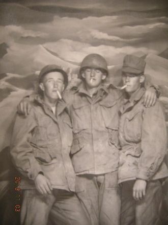 Charles Heggie Frye & Army buddies
