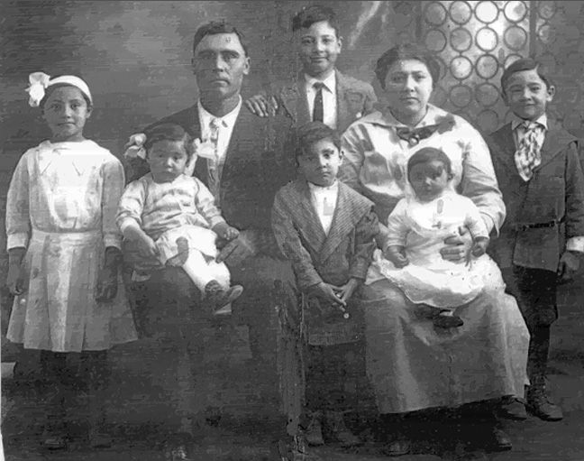 Jose Maria Gil Family