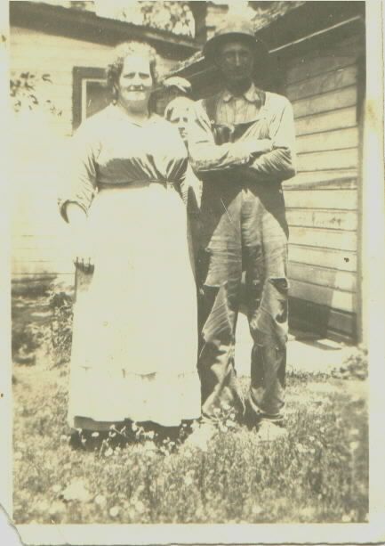 Lizzie, Johnny, and Raymond Long, 1917