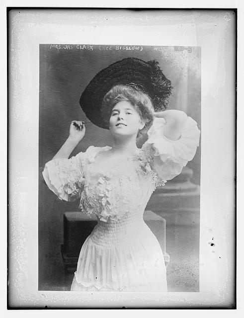 Mrs. James Clark (neÚ Bigelow)