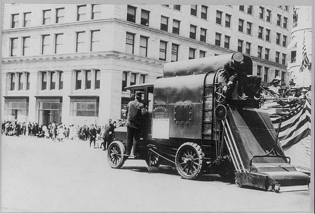 Street cleaning - Auto street cleaner. New York