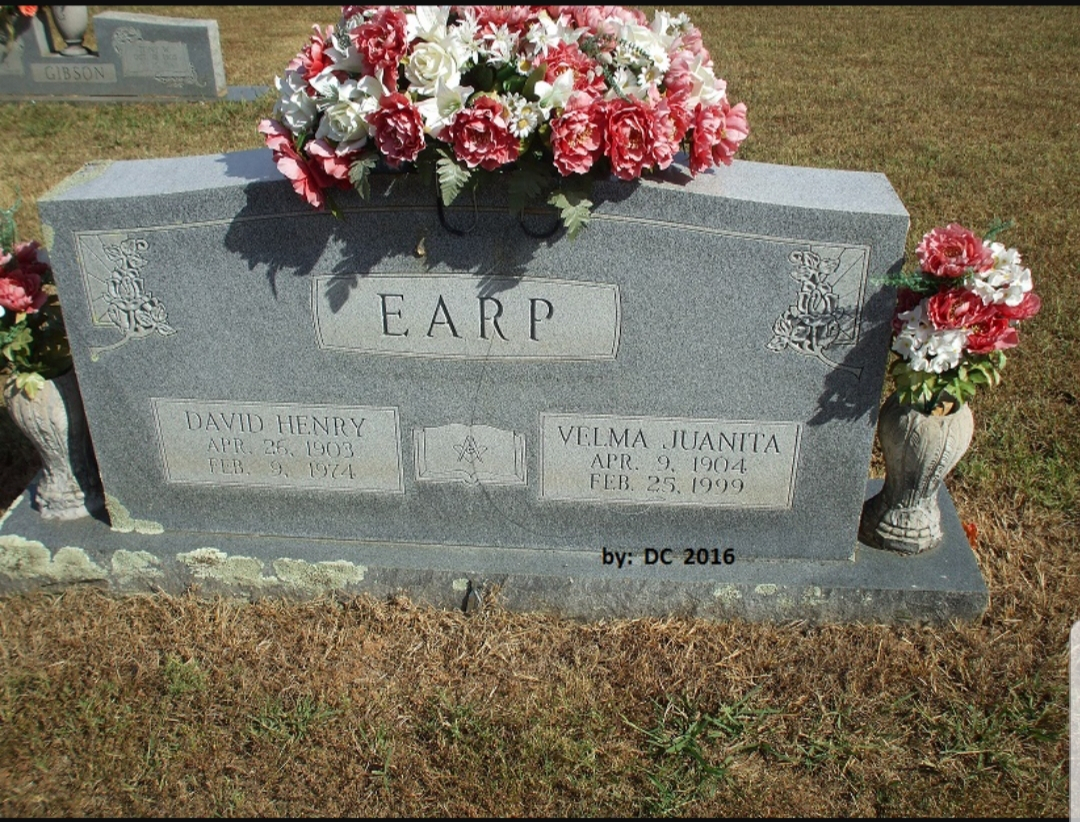 Velma Juanita (Gann) Earp Grave Stones