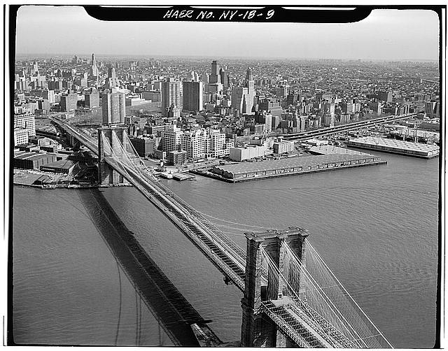 9. View looking S towards Brooklyn Heights. Jack Boucher,...