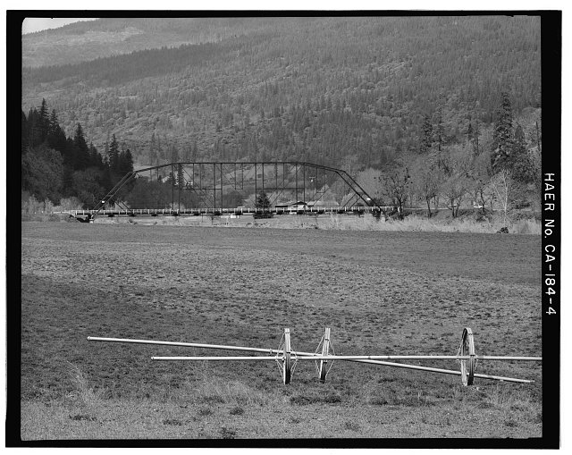 4. CONTEXTUAL VIEW OF WALKER BRIDGE FROM IRRIGATED...