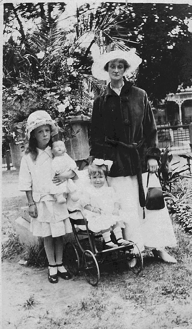 Unknown family date and locality