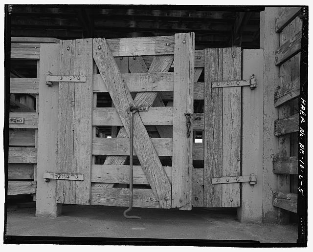 5. Detail of gate. View to east. - South Omaha Union...