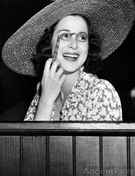 Kitty Carlisle Hart