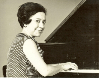 Alicia de Larrocha