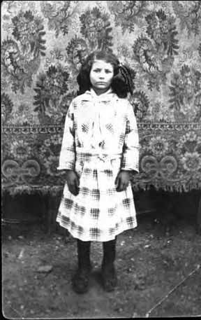 Grandmother Ethel Marie Laffoon age 8