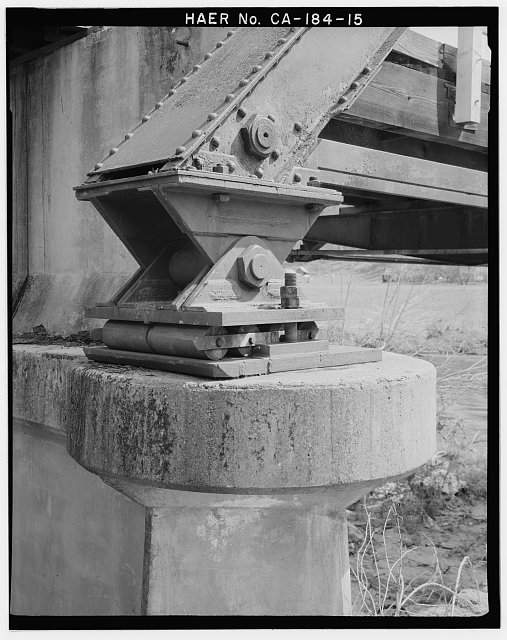 15. VIEW OF NORTHWEST BEARING SEAT WITH EXPANSION ROLLERS...