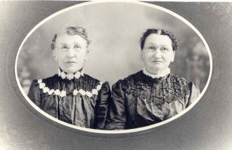 Sevilla Schwartz Engel and sister Elizabeth Schwartz Yegerlehner