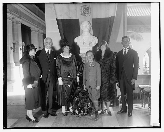 Unveiling of Duarte bust at Pan American, 11/18/25