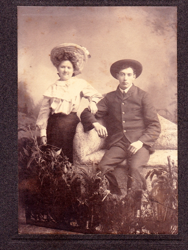Lloyd & Bessie (Walters) Clevenger