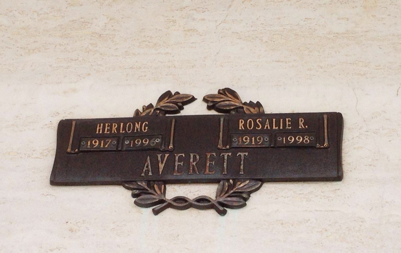 Rosalie R Averett Gravesite