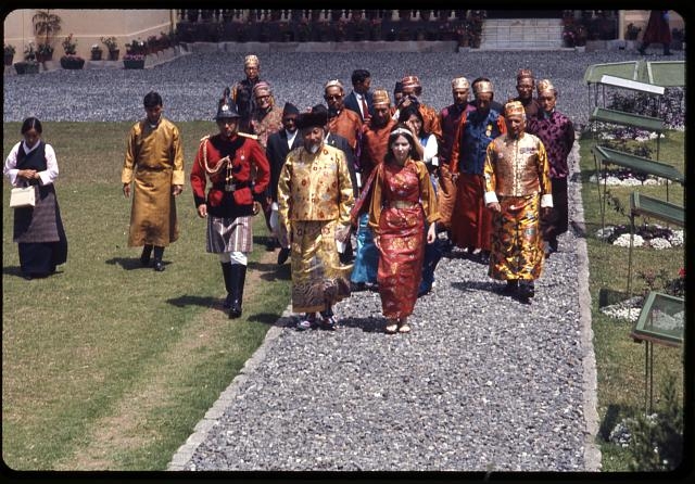 Royal procession, King, Queen & court, Sikkim