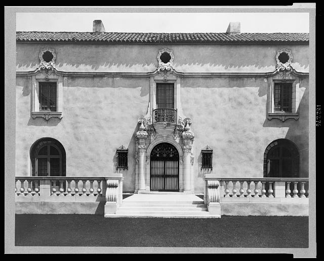 Pasadena, California, Mrs. Herbert Coppell home - view of...