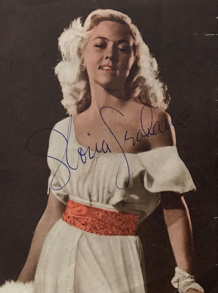 Gloria Grahame autograph