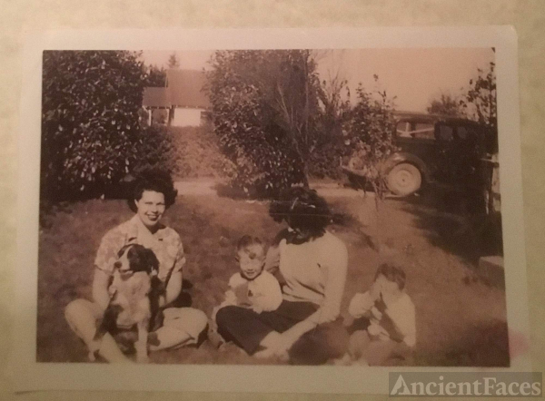 Gloria Mae Paulson (Knight, Kenyon)