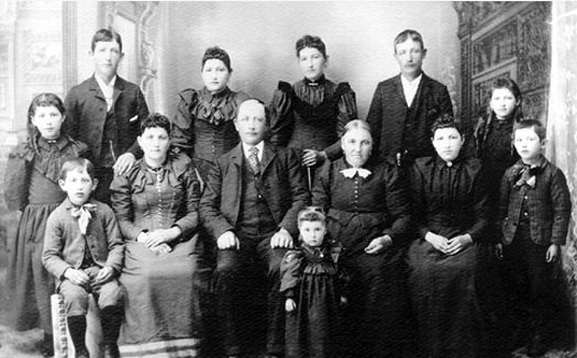 Mathias & Barbara Barthel Family, Minnesota 1895